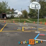 Bouteille de basketball et 21 aléatoire et d'entrainement - peint au sol
